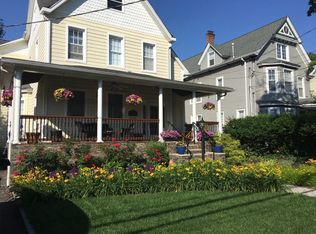 107 W Passaic Ave, Rutherford, NJ 07070