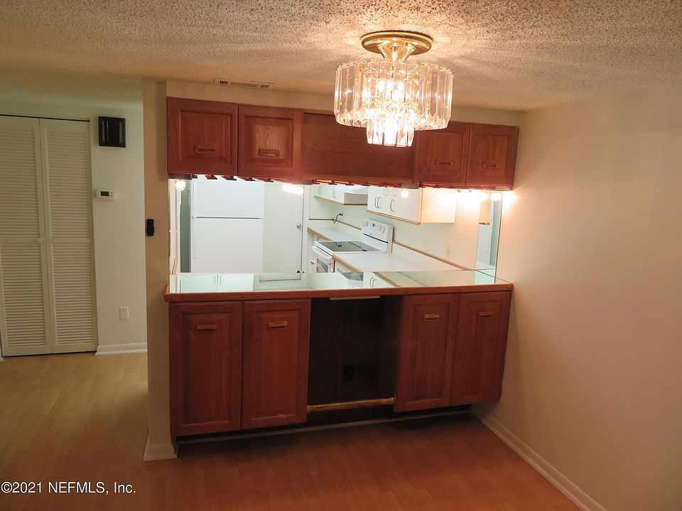 1st image of 5201 La Moya Ave #32
