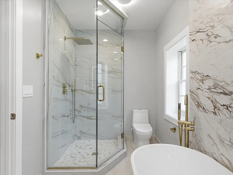 3517 Rodman St NW — Photo 21