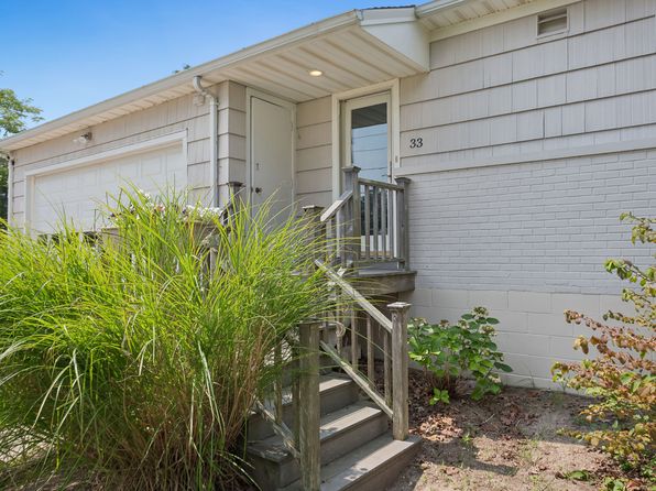 33 Beach Rd