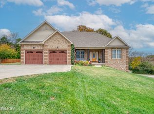 1258 Biscayne Dr, Lenoir City, TN 37771