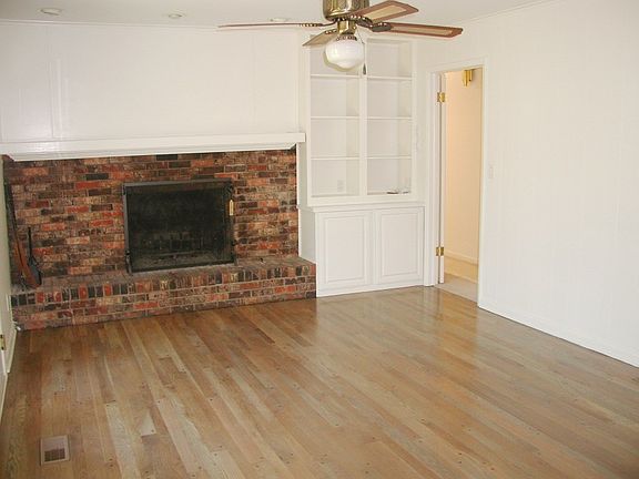 5th image of 1659 N Viewpoint Dr