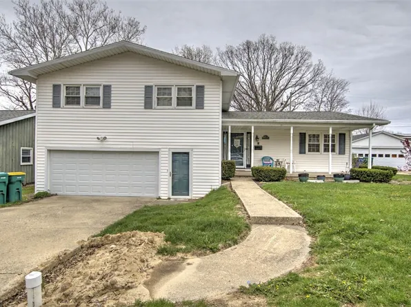 4150 N Sunderland Dr, Decatur, IL 62526