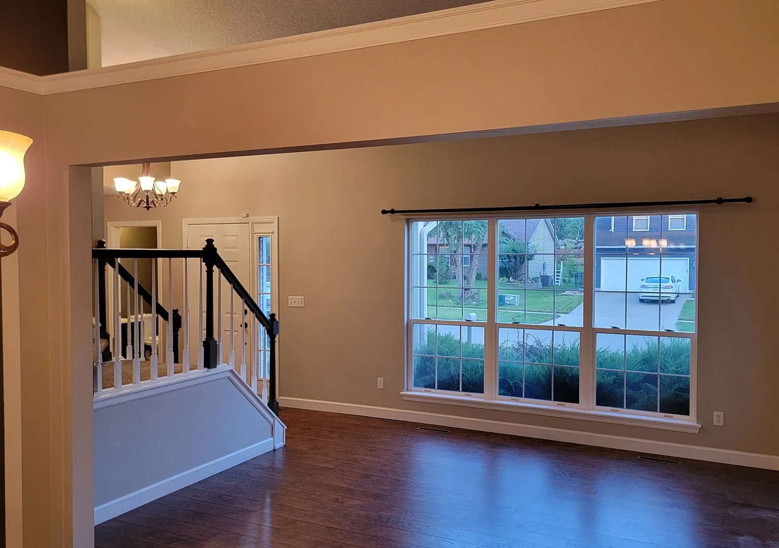4 bed, 3.5 bath, 1832 sqft, $2,550 — Photo 4