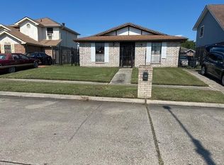 7853 Briarwood Dr, New Orleans, LA 70128