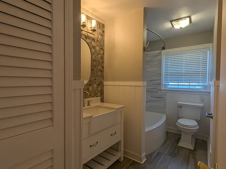 802 Riverbend Dr — Photo 18