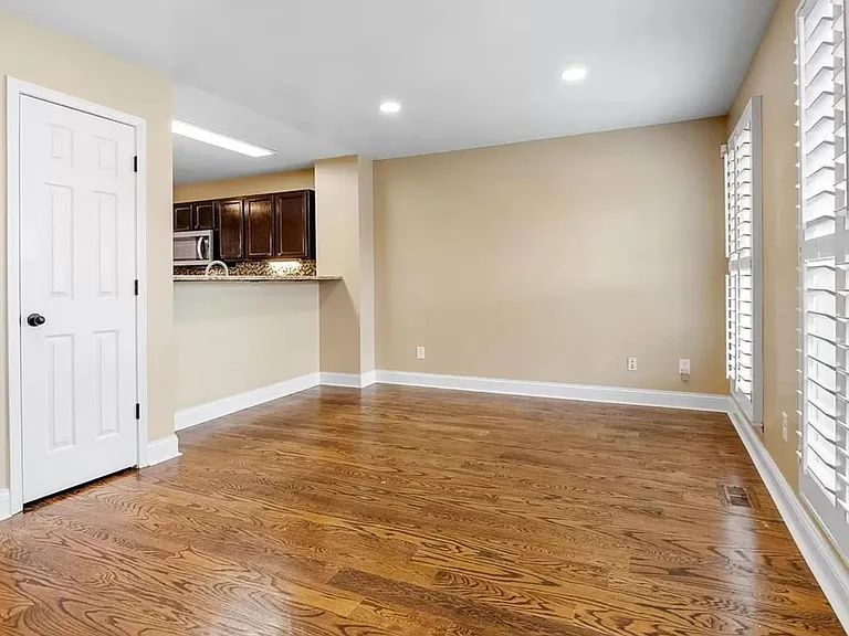 3920 Folsom Ave — Photo 7