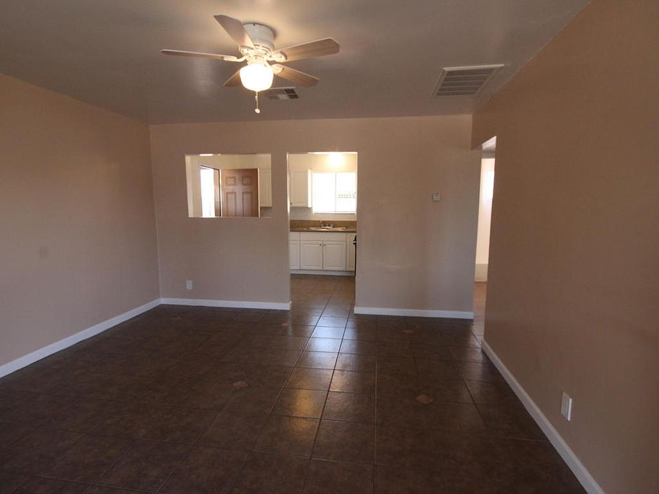 1st image of 1328 W Cochise Dr APT 2