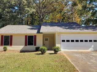 2552 Hewatt Rd, Snellville, GA 30039