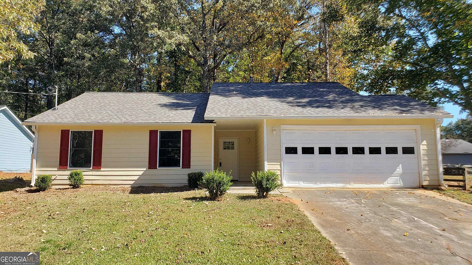 2552 Hewatt Rd photo 1