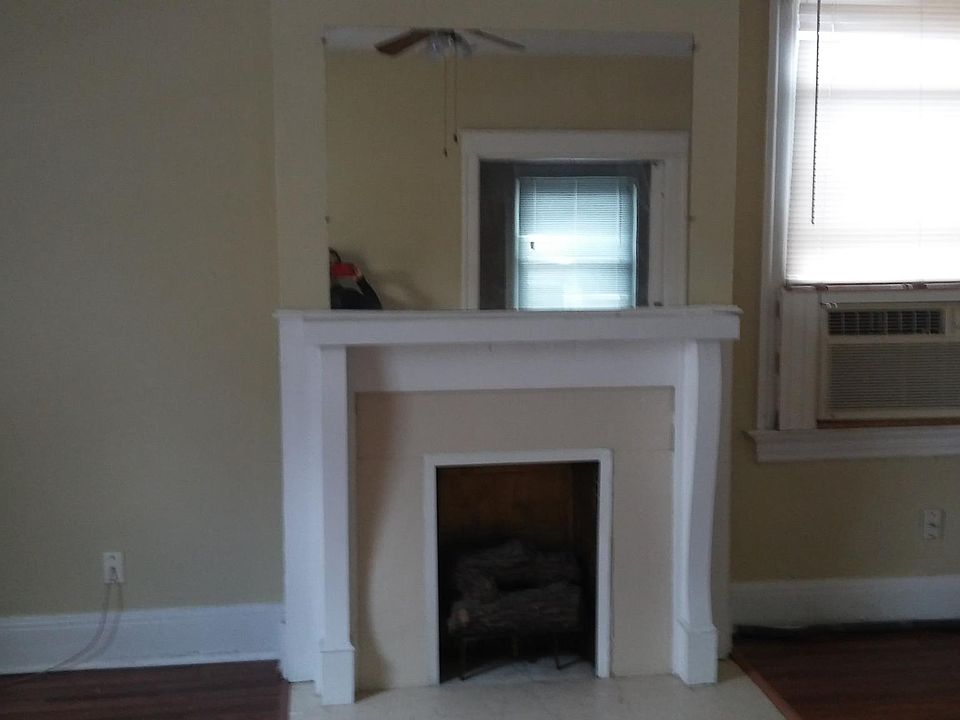 1st image of 4413 Floral Ave #2