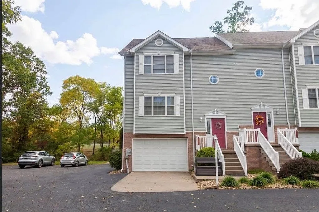 101 New Castle Dr photo 1