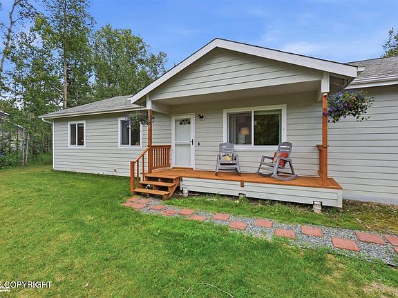 2nd image of 3596 W Lynn Dr