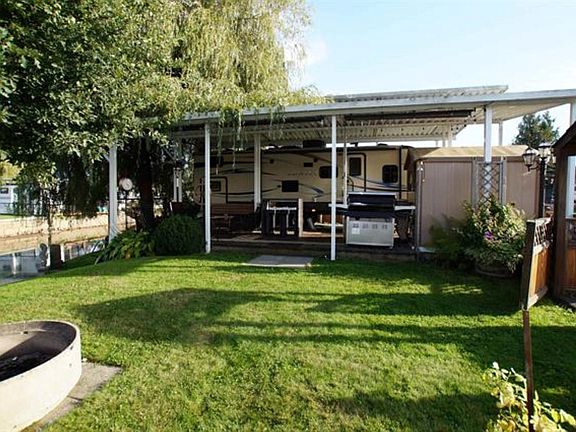 2nd image of 8400 Shook Rd #264&265