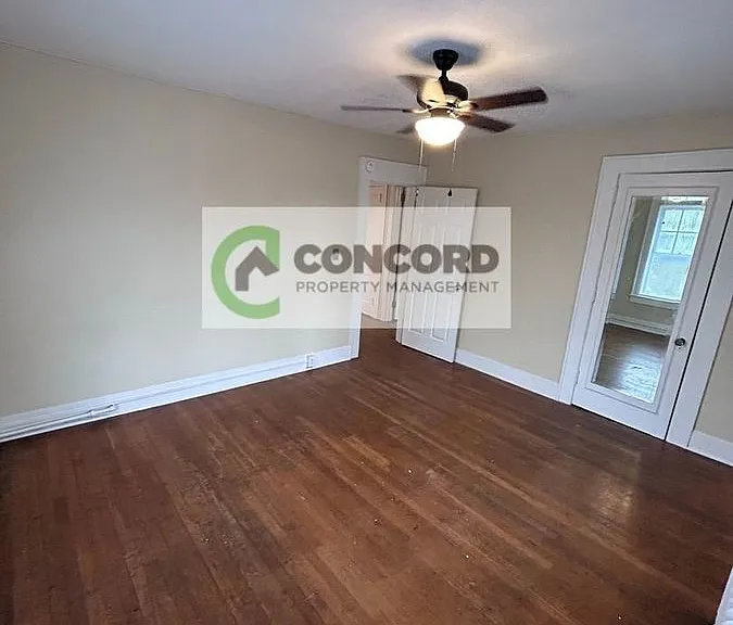 111 Westover Ter #B — Photo 11