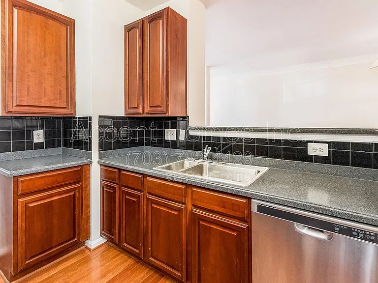 9875 Dochart Sound Ln — Photo 14