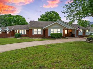 4301 Rolling Meadows Rd, Bartlesville, OK 74006
