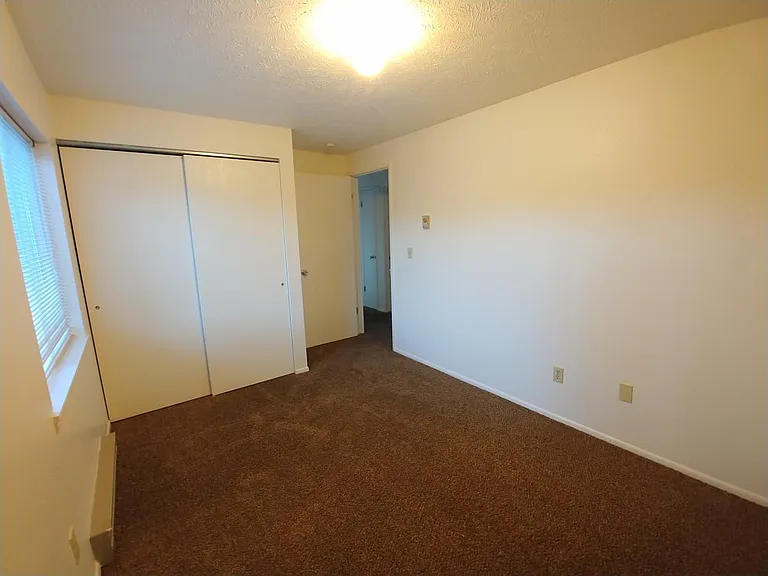 921 SE Klemgard St #D4 — Photo 7