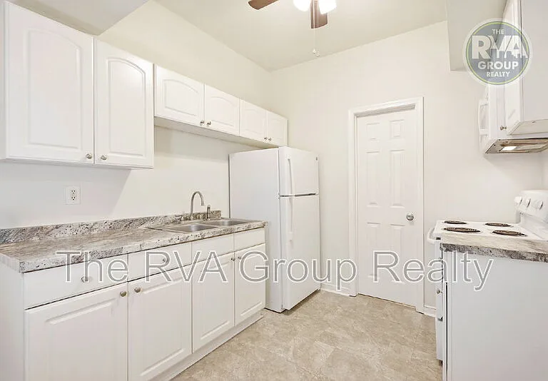 3424 S St #A — Photo 2