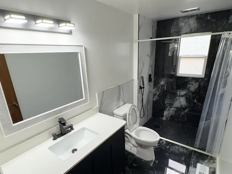 1st floor full bathroom