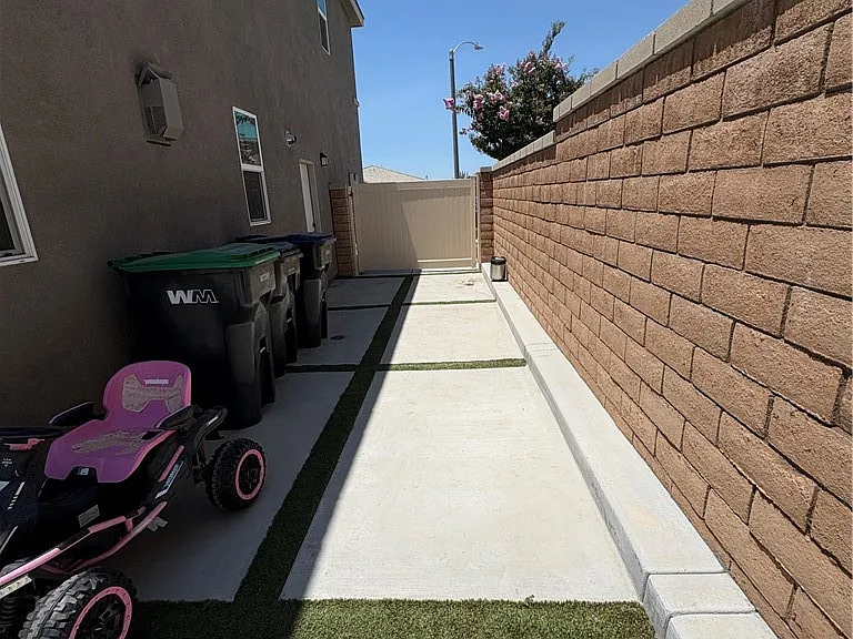7664 Sweet Ranch Cir — Photo 29