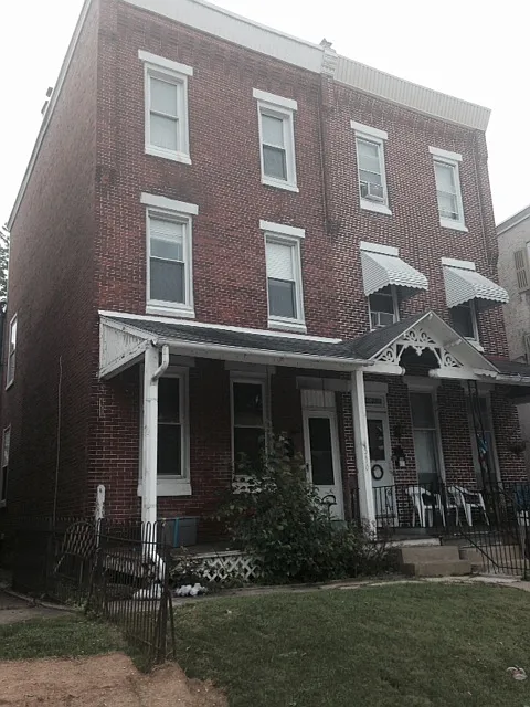 550 Stanbridge St photo 1