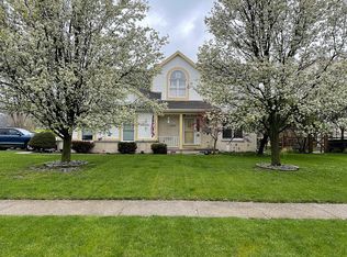 2099 Lexington Rd, Perrysburg, OH 43551