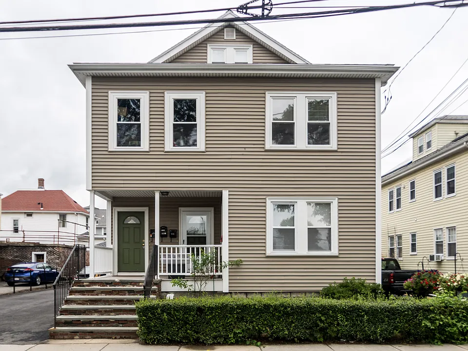 137 Evans St #1