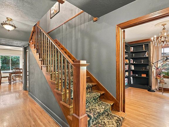 2nd image of 417 W Shoshone Pl
