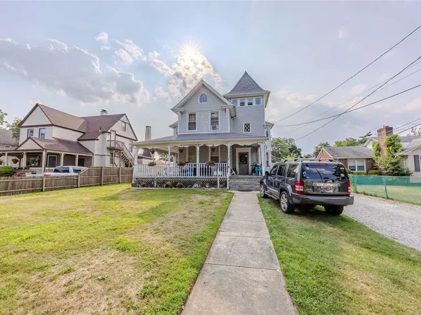 38 Park Avenue, Amityville, NY 11701