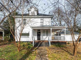 418 Gordon Dr SE, Decatur, AL 35601