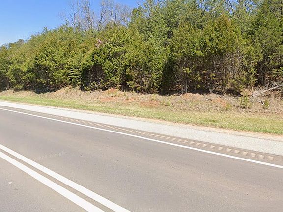 3rd image of 7681 Highway 68