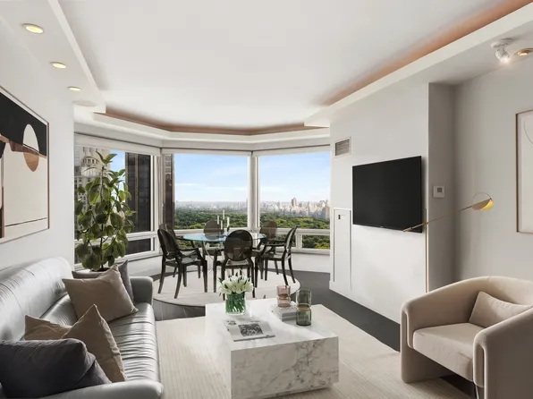 301 West 57th Street image 7 of 15