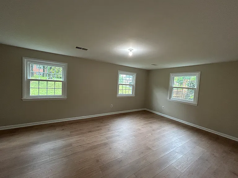 8005 Candlewood Dr — Photo 41