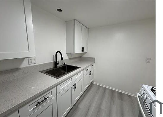 4th image of 7029 Orange Ave APT 10