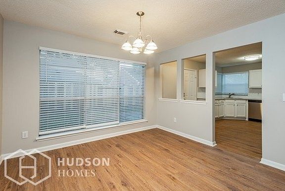 4th image of 1710 Plumwood Dr