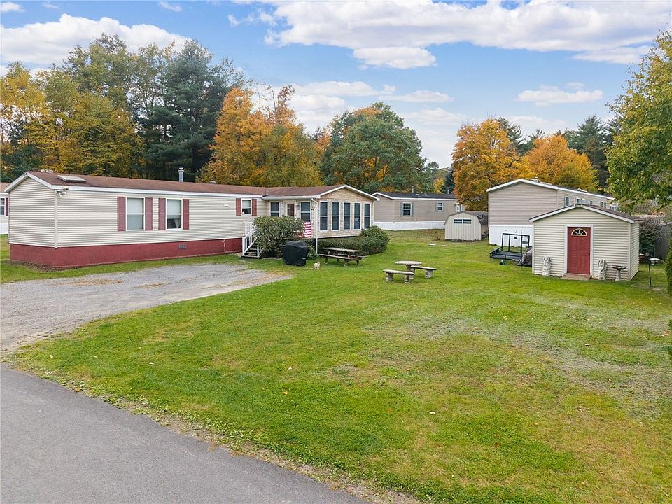 1st image of 37 Deer Run Ln