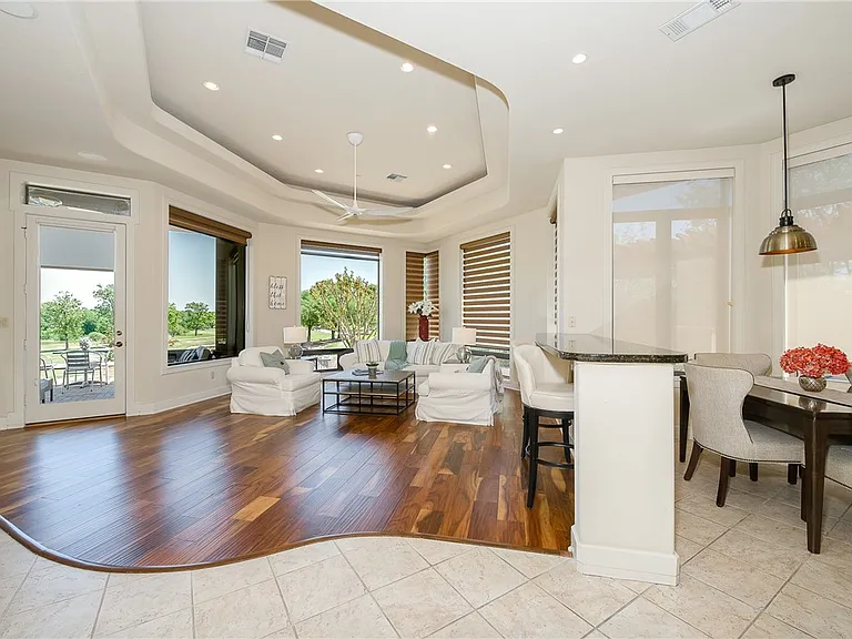 4776 Stonebriar Cir — Photo 14