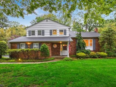 64 Manitou Cir, Westfield, NJ, 07090