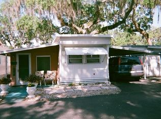 82 Eustis Ave, Tavares, FL 32778