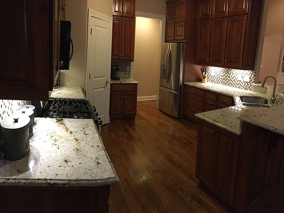 4th image of 134 Moonlight Dr