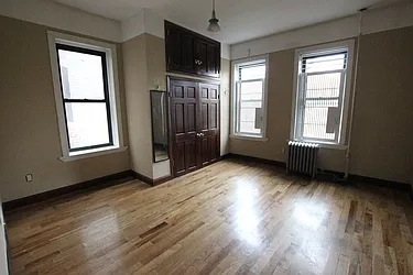 Rented by Bedford 6 Real Estate