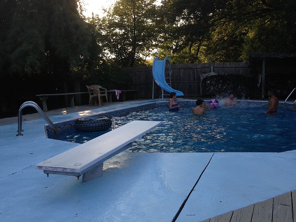 36 x 18 w diving well