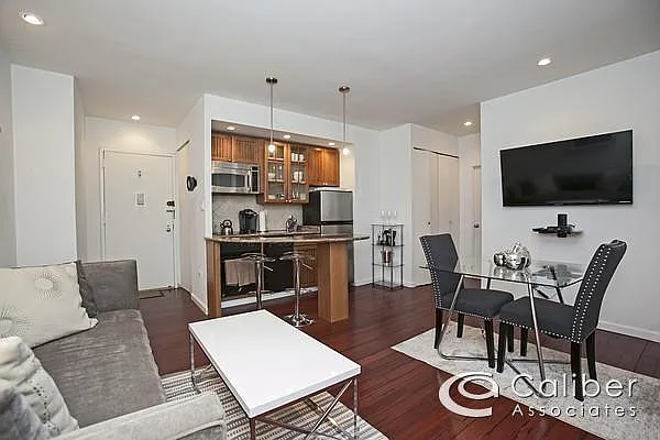 Rented by Caliber Associates | media 20