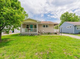 56 Sundale Dr, Decatur, IL 62521