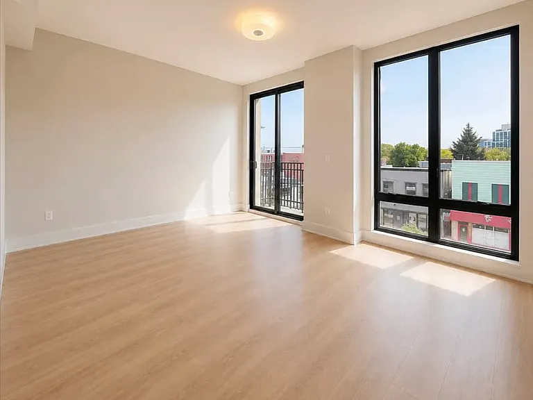 31-88 44th St #4 — Photo 3