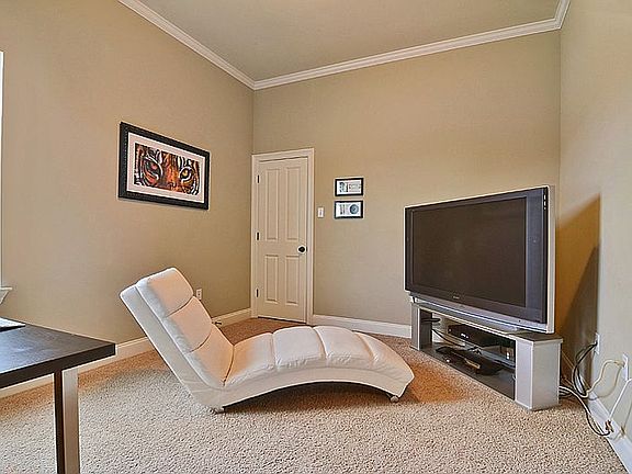 Third Guest Bedroom