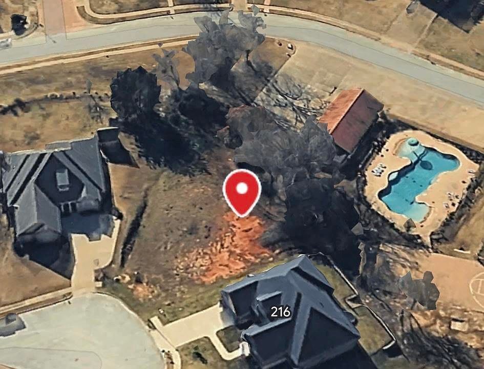 1st image of 212 Shanna Trce
