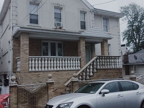 2nd image of 71 Windom Ave