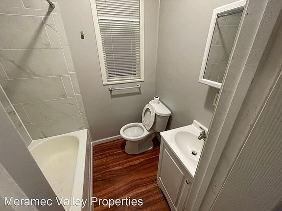 5th image of 4264 Norfolk Ave APT 1E